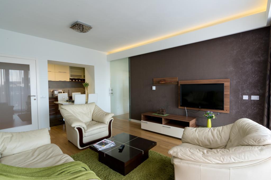 Apartment Mercedes Beograd Ruang foto